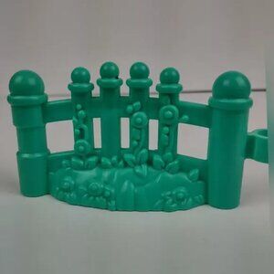 FISHER PRICE Little People Playtime Pals Sweet Sounds Home One Fence Piece